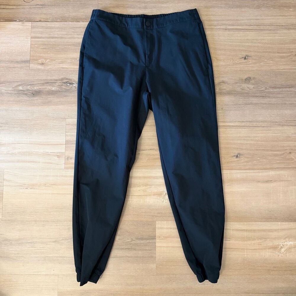 Banana Republic Core Temp Navy Blue Joggers Urban Tech Pants Sz 32 Minimalist